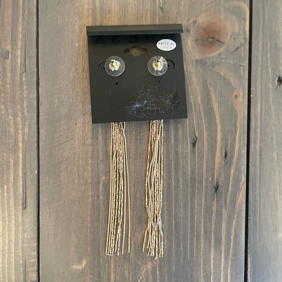 NWT! Guess earrings and bracelet! Beautiful! Christmas / New Years jewelry. - Picture 4 of 5